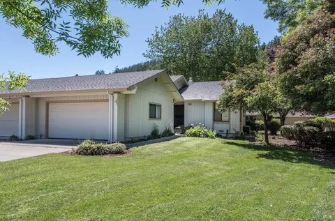 6320 Stone Bridge Rd, Santa Rosa, CA 95409