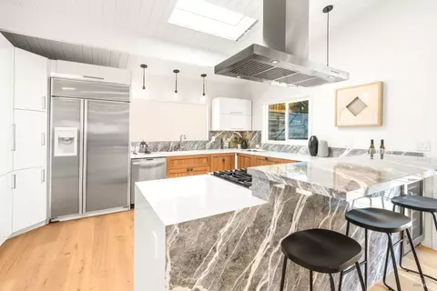 Kitchen - 453 Wellesley Ave, Mill Valley, CA 94941 photo 1 of 2