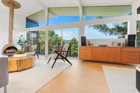 Living - 453 Wellesley Ave, Mill Valley, CA 94941 photo 1 of 3