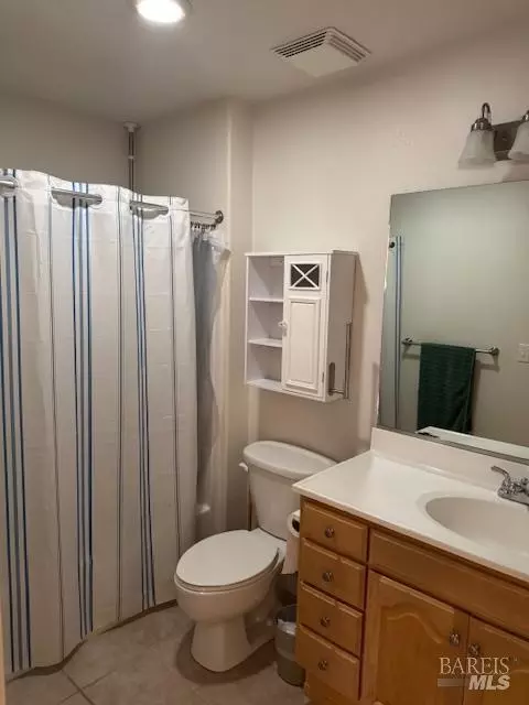 Bath - 668 1st St, Upper Lake, CA 95485 photo 1 of 2
