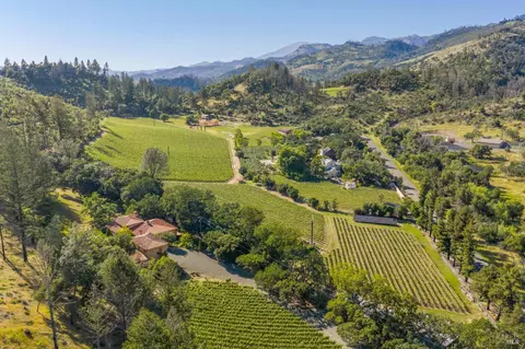 391 Crystal Springs Rd, Saint Helena, CA 94574