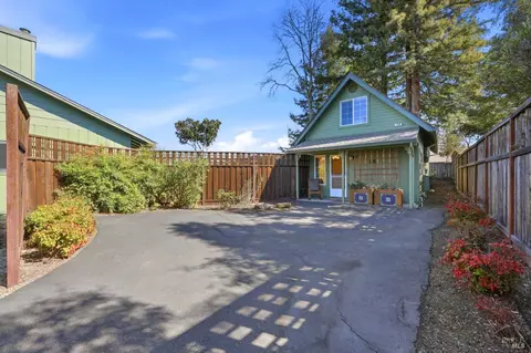 Exterior - 180-178 Barrio Way, Windsor, CA 95492 photo 3 of 20
