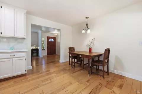 Dining - 180-178 Barrio Way, Windsor, CA 95492 photo 1 of 6