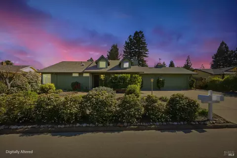 180-178 Barrio Way, Windsor, CA 95492
