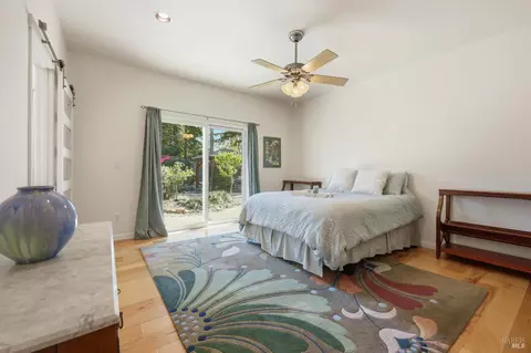 Bedroom - 180-178 Barrio Way, Windsor, CA 95492 photo 3 of 14