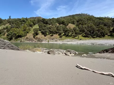 10150 Woodman Creek Rd, Laytonville, CA 95428