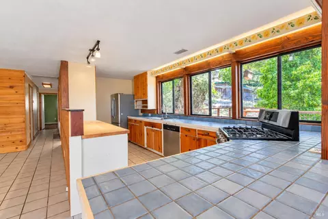 Kitchen - 26961 Poppy Dr, Willits, CA 95490 photo 1 of 3