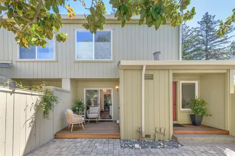 36 Schmidt Ln, San Rafael, CA 94903
