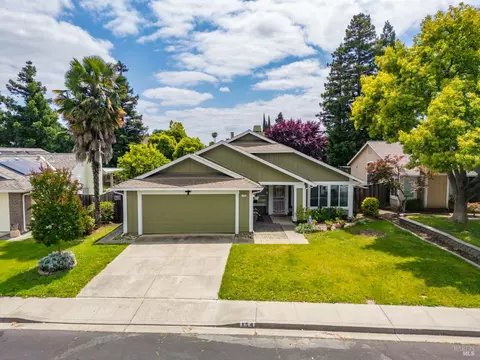 Exterior - 154 Hawk Ct, Vacaville, CA 95687 photo 7 of 7