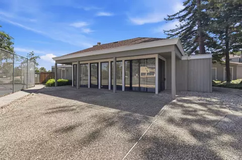 Exterior - 12 Lakeview Ct, Novato, CA 94947 photo 7 of 7