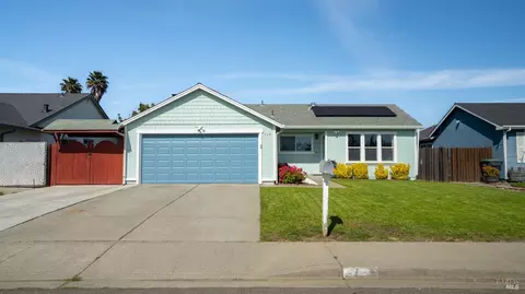 717 Capistrano Dr, Suisun City, CA 94585