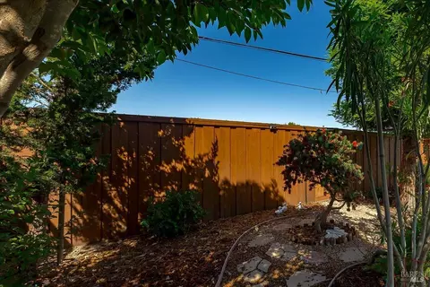 190 Olympic Cir, Vacaville, CA 95687 photo 37