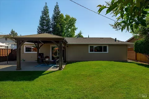 190 Olympic Cir, Vacaville, CA 95687 photo 40