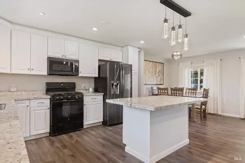 190 Olympic Cir, Vacaville, CA 95687 photo 12