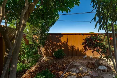 190 Olympic Cir, Vacaville, CA 95687 photo 36