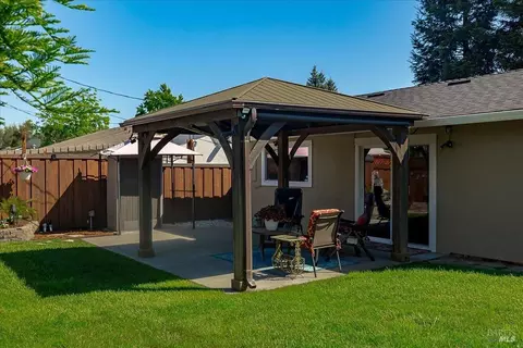 190 Olympic Cir, Vacaville, CA 95687 photo 39