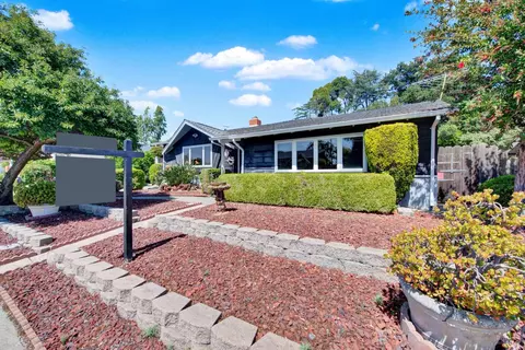 Exterior - 362 Deanza Dr, Vallejo, CA 94589 photo 6 of 20