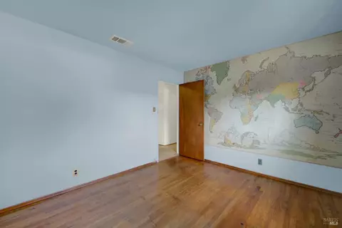 Bedroom - 362 Deanza Dr, Vallejo, CA 94589 photo 2 of 10
