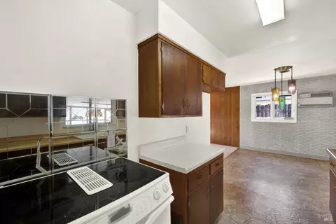 Kitchen - 362 Deanza Dr, Vallejo, CA 94589 photo 3 of 3