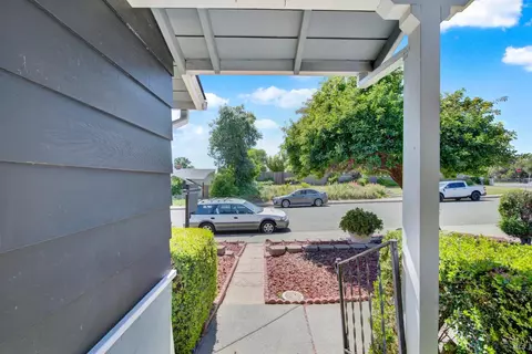 Exterior - 362 Deanza Dr, Vallejo, CA 94589 photo 9 of 20