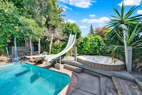 Exterior - 362 Deanza Dr, Vallejo, CA 94589 photo 17 of 20