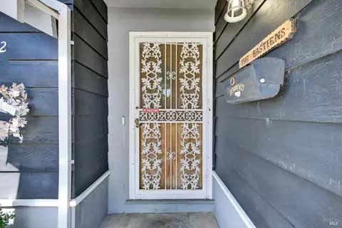 Entry Way - 362 Deanza Dr, Vallejo, CA 94589 photo 1 of 2