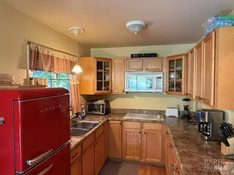 Kitchen - Undisclosed, Occidental, CA 95465 photo 6 of 6