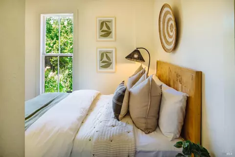 Bedroom - 210 W 3rd St, Cloverdale, CA 95425 photo 1 of 5