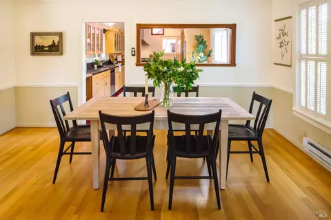 Dining - 210 W 3rd St, Cloverdale, CA 95425 photo 2 of 3