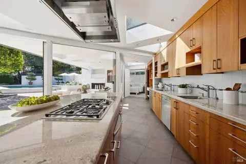 Kitchen - 4200 Paradise Dr, Tiburon, CA 94920 photo 2 of 4