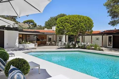 Exterior - 4200 Paradise Dr, Tiburon, CA 94920 photo 12 of 16