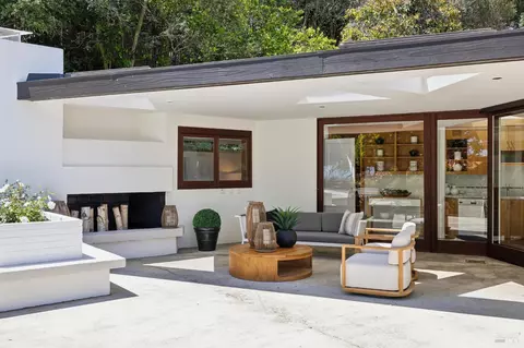 Exterior - 4200 Paradise Dr, Tiburon, CA 94920 photo 11 of 16