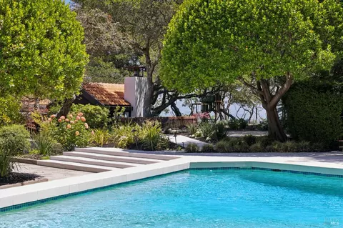 Exterior - 4200 Paradise Dr, Tiburon, CA 94920 photo 4 of 16