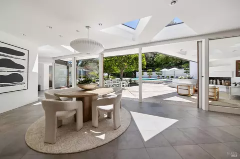 Dining - 4200 Paradise Dr, Tiburon, CA 94920 photo 1 of 3