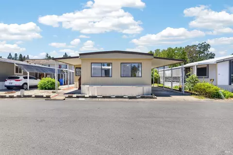 111 Cardinal Way, Santa Rosa, CA 95409