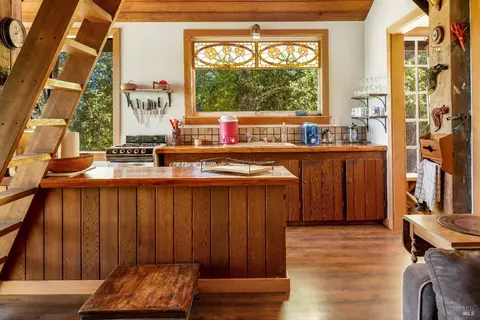 Kitchen - 33790 Annapolis Rd, Annapolis, CA 95412 photo 4 of 4