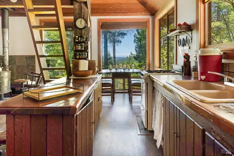 Kitchen - 33790 Annapolis Rd, Annapolis, CA 95412 photo 3 of 4