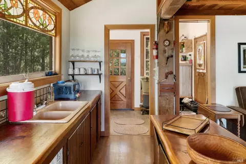 Kitchen - 33790 Annapolis Rd, Annapolis, CA 95412 photo 2 of 4