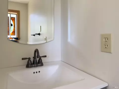 Bath - 33790 Annapolis Rd, Annapolis, CA 95412 photo 1 of 1