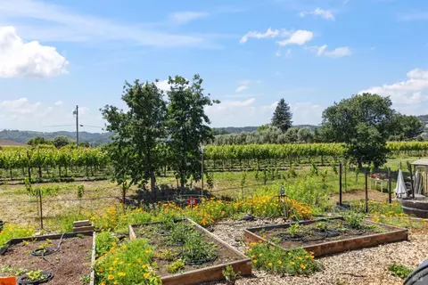302 Robert Way, Napa, CA 94558 photo 40
