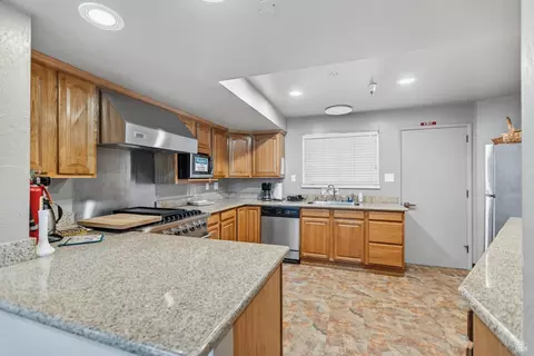 302 Robert Way, Napa, CA 94558 photo 48