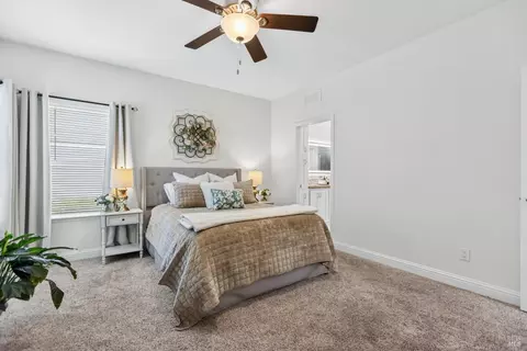302 Robert Way, Napa, CA 94558 photo 18