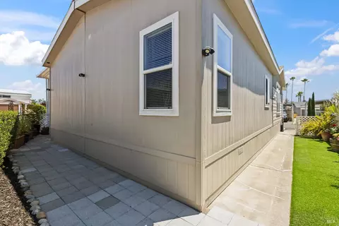 302 Robert Way, Napa, CA 94558 photo 31