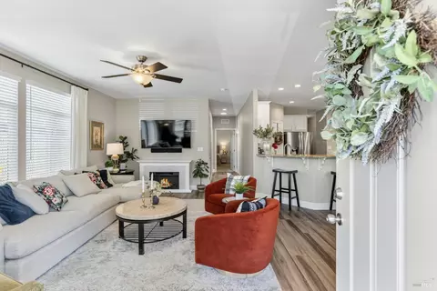 302 Robert Way, Napa, CA 94558 photo 5