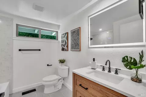 Bath - 1979 Ayers Rd, Concord, CA 94521 photo 1 of 4