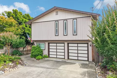 870 W J St, Benicia, CA 94510