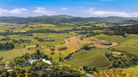 4250 Silverado Trl, Napa, CA 94558