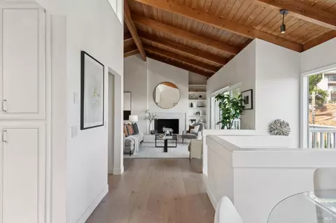 Entry Way - 69 Crescent Ave, Sausalito, CA 94965 photo 1 of 4