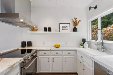Kitchen - 69 Crescent Ave, Sausalito, CA 94965 photo 2 of 5