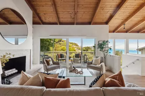 Living - 69 Crescent Ave, Sausalito, CA 94965 photo 2 of 7